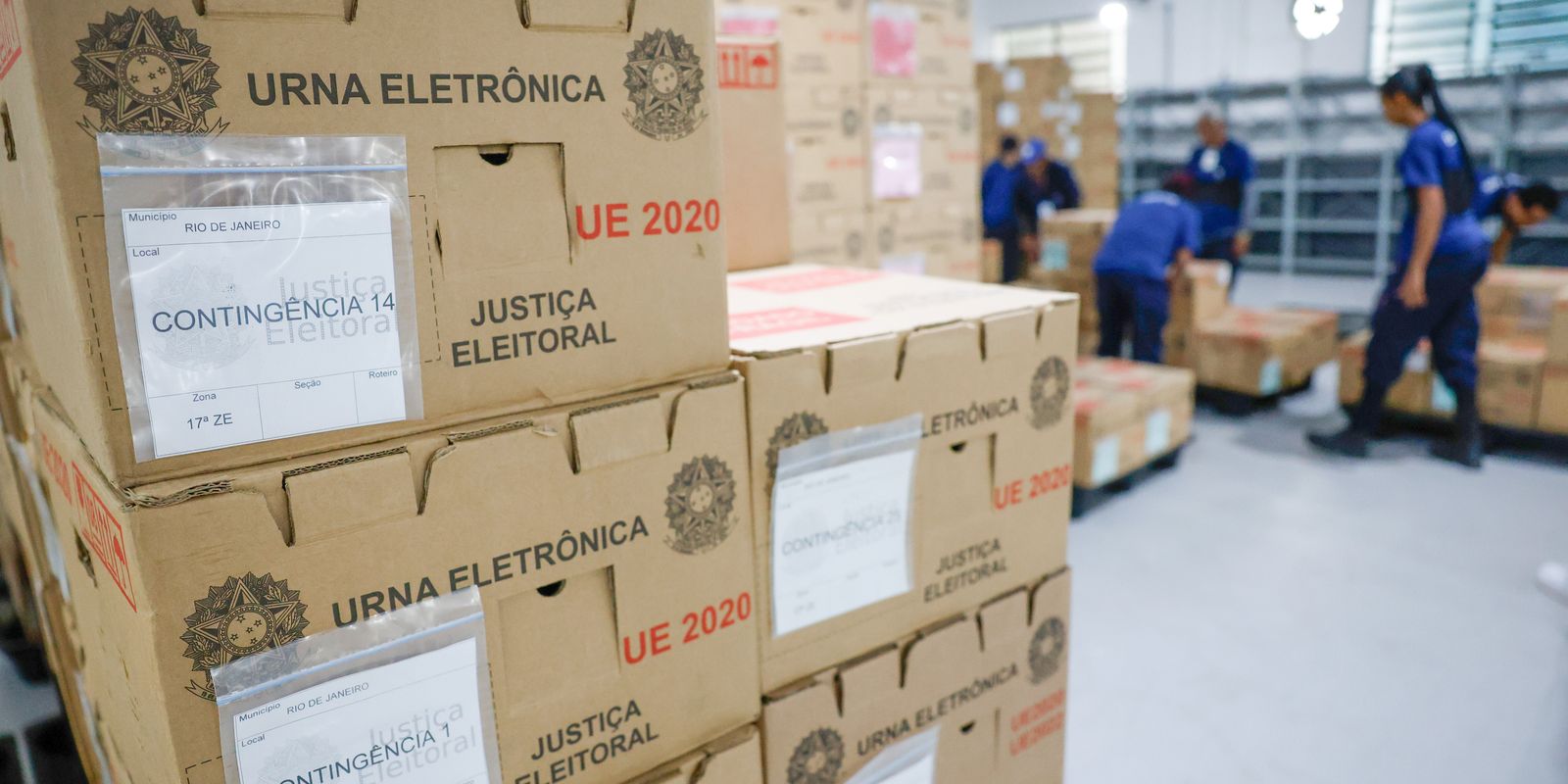 Tribunais mobilizam 560 mil urnas e reforçam segurança para 1º turno